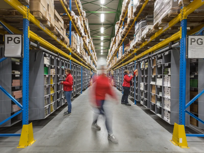 AdobeStock_1341726531 italift-srl-logistica-magazzini-soluzioni-di-stoccaggio